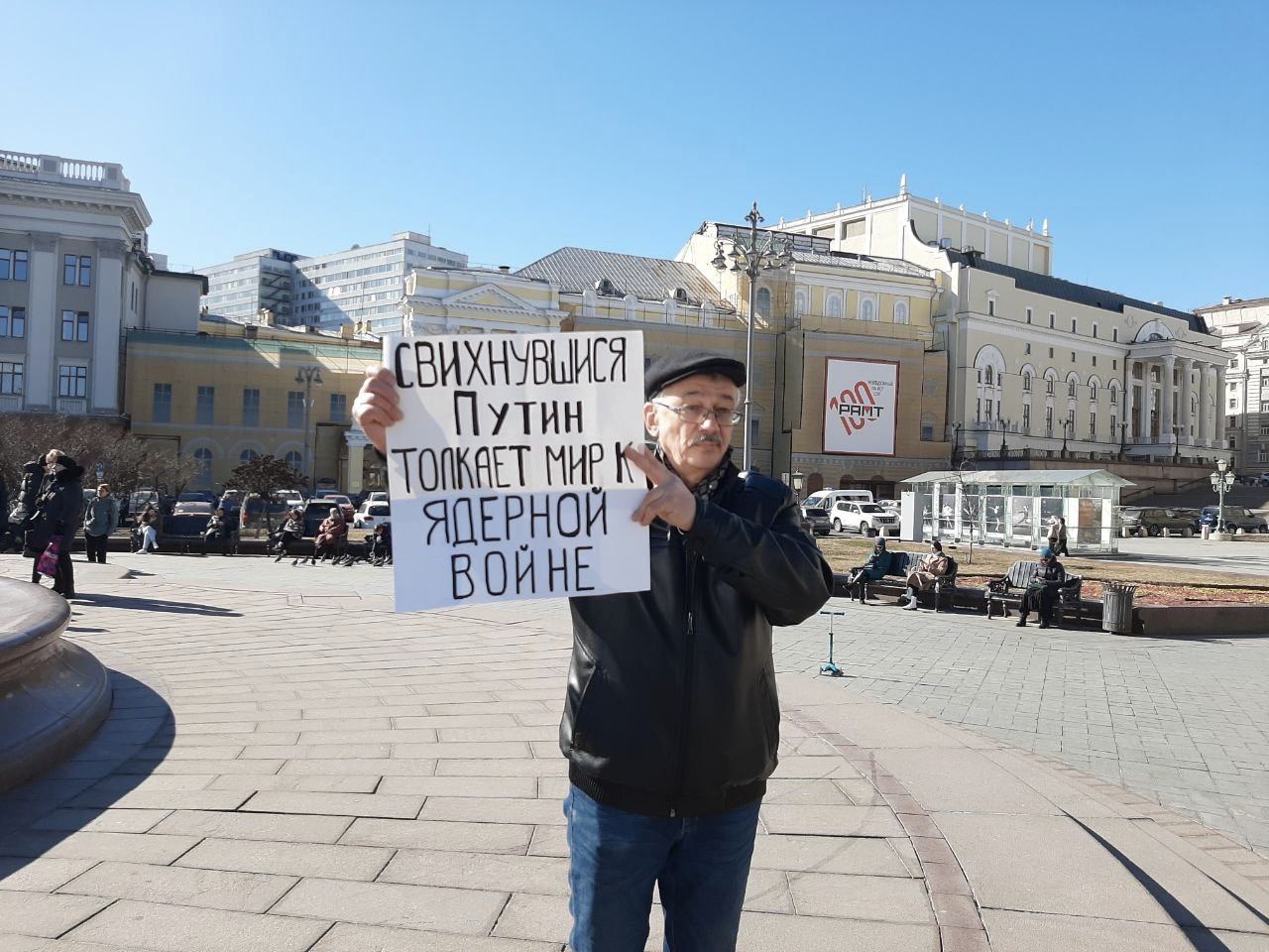 Олег Орлов подал жалобу на статью «о дискредитации армии» в Конституционный суд