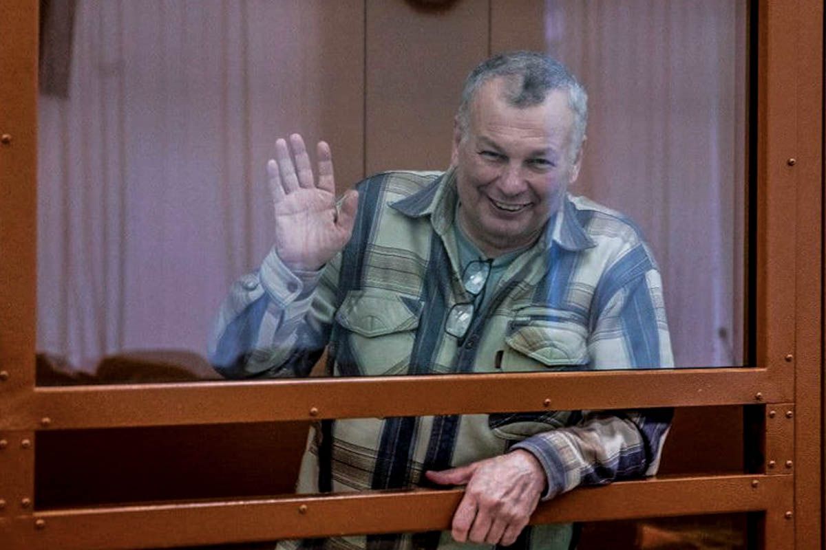 «Никаких признаков уныния». Михаил Кригер прислал письмо из колонии