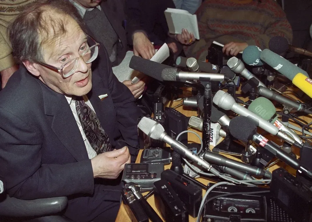 Председатель Комиссии по правам человека при президенте РФ Сергей Ковалев. Фото: РИА Новости