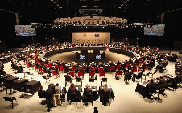 «Необходима более тесная работа с гражданским обществом России». Новая стратегия Совета Европы