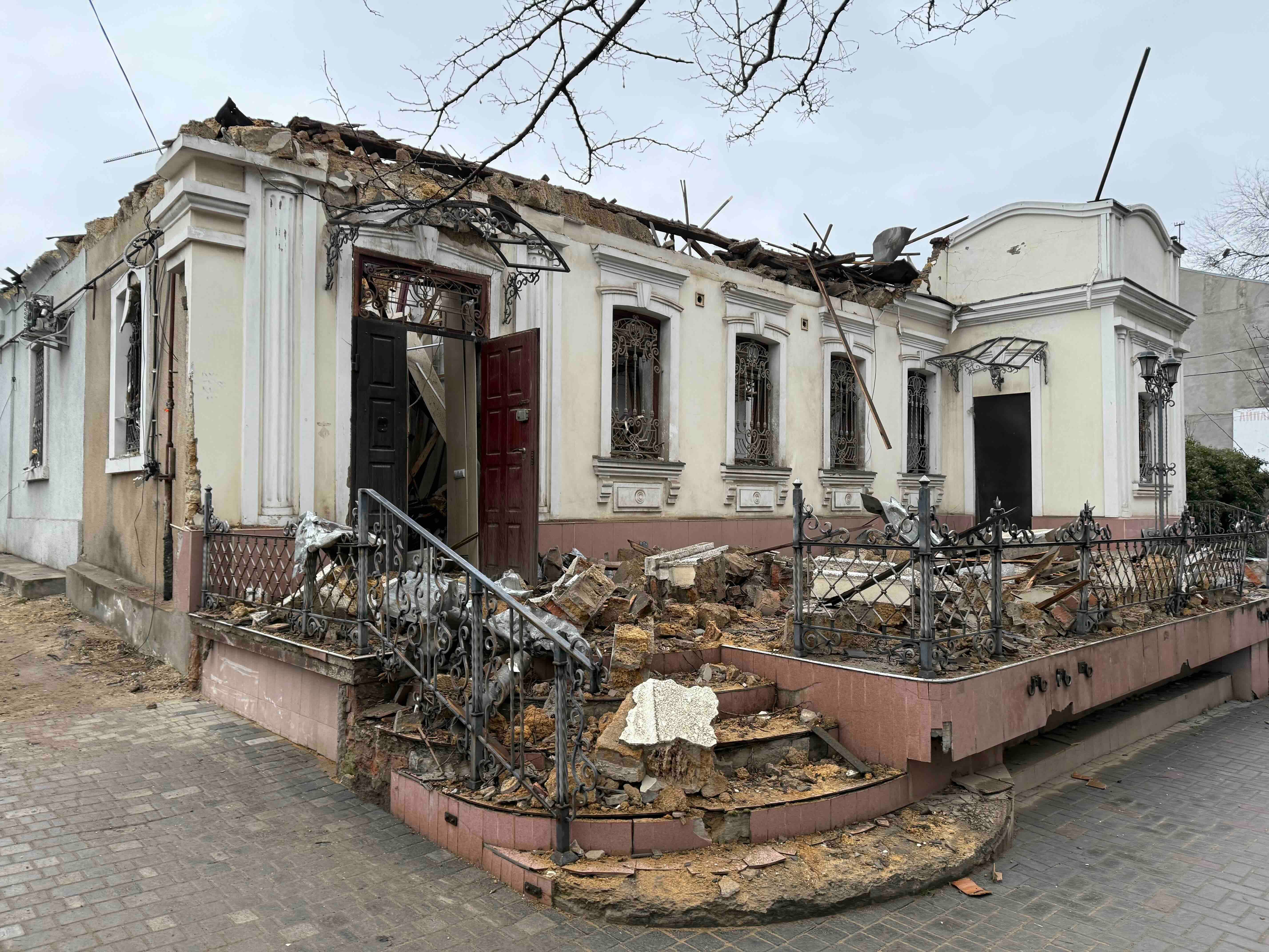 Украина: военные преступления российских агрессоров. Доклад миссии российских правозащитников. Часть II