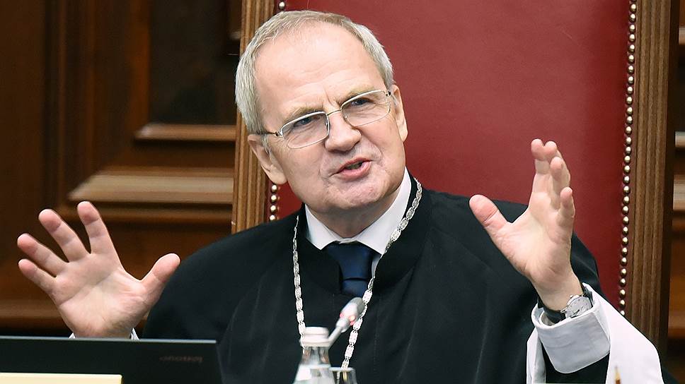 Конституционный суд отказался рассматривать жалобы на статью «о дискредитации армии»