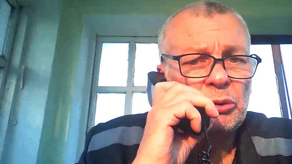 Михаила Кригера трижды за два месяца отправили в ШИЗО. Также колония не выдает бланки для ответов на письма