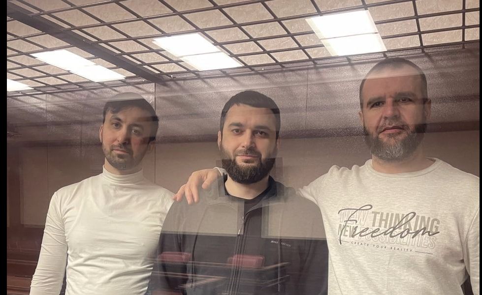 В суде по делу журналиста Гаджиева огласили показания проповедника Абу Умара Саситлинского