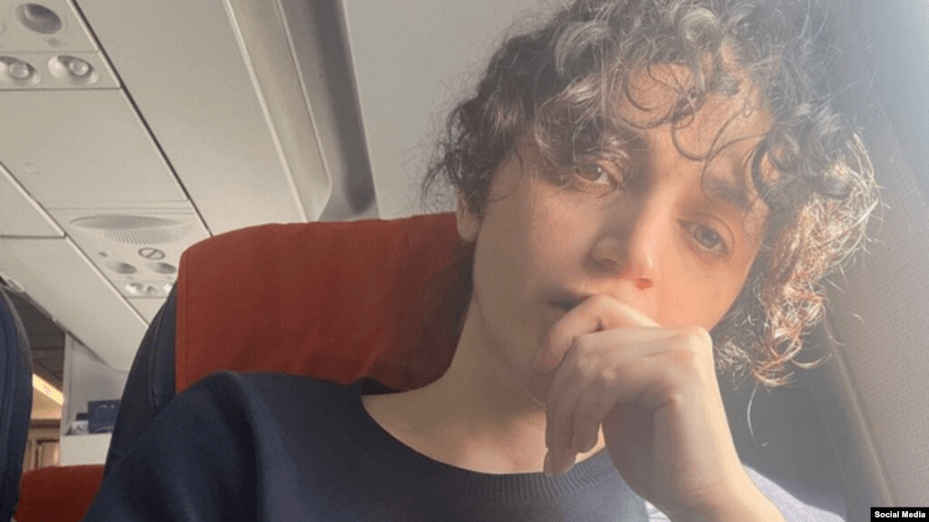 После новости об уголовном деле Алипат была вынуждена покинуть Россию