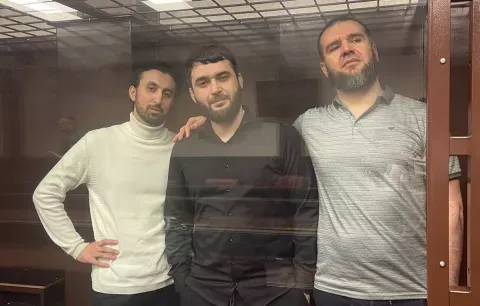 «Ехали втроем в одной клетке»: как Кемала Тамбиева этапировали из Грозного в Верхнеуральск