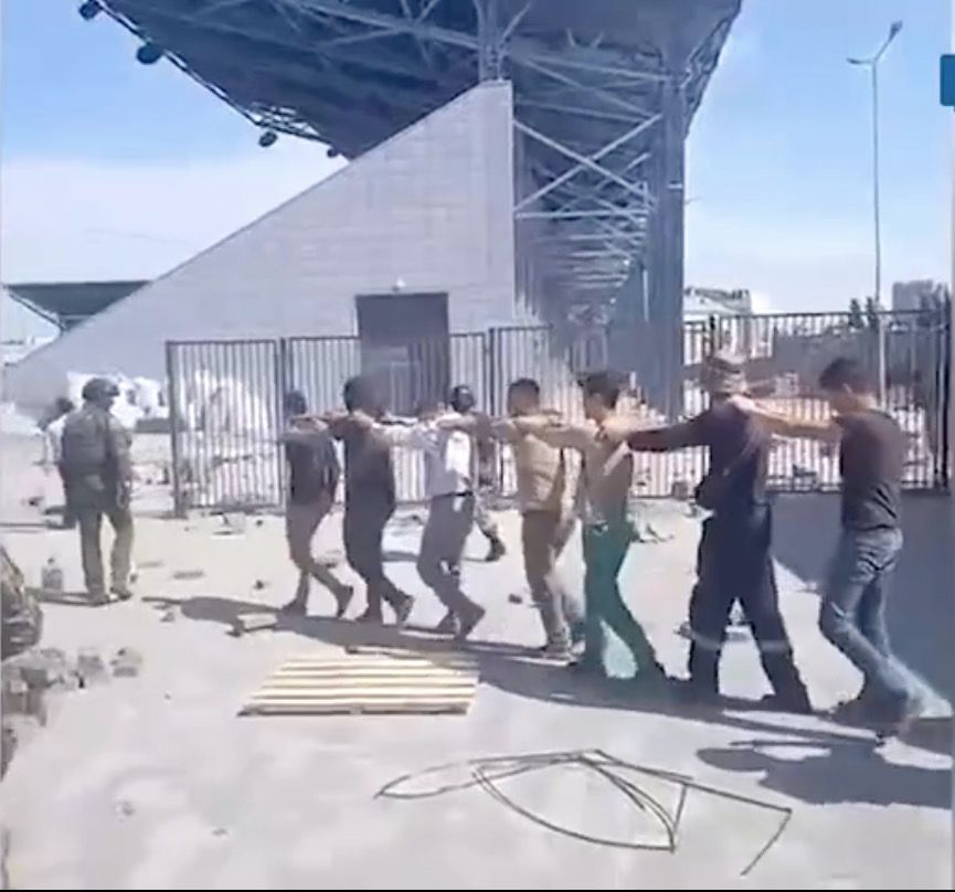 Mass detentions of migrants across Russia